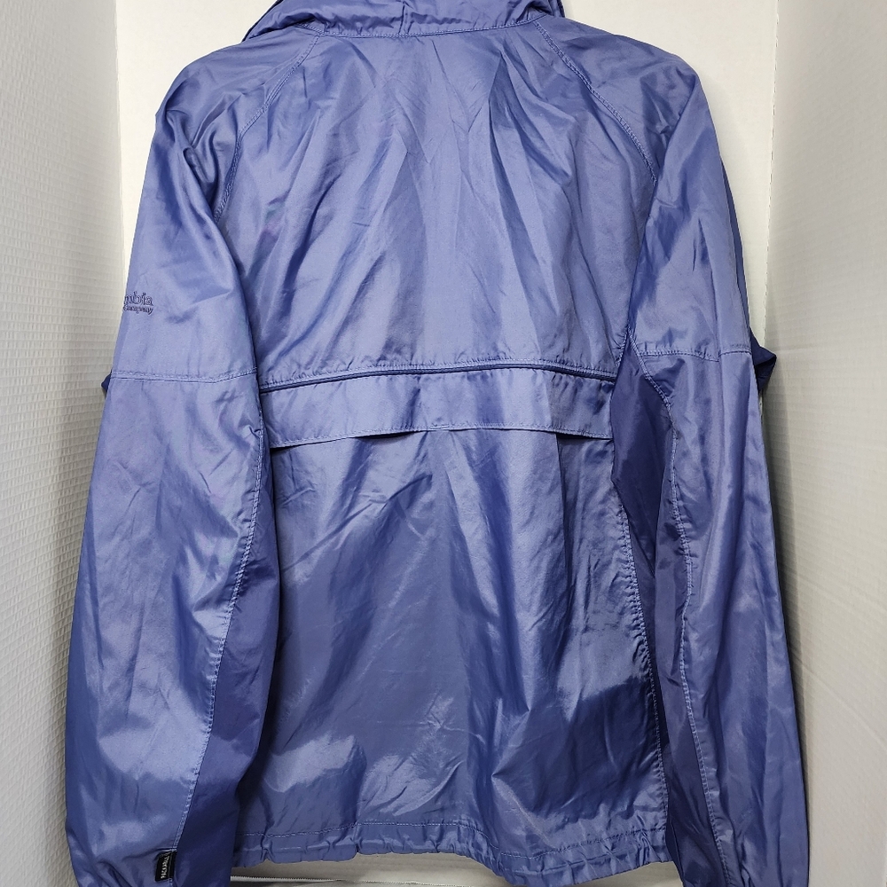 Columbia blue light jacket size large. - Picture 2 of 6